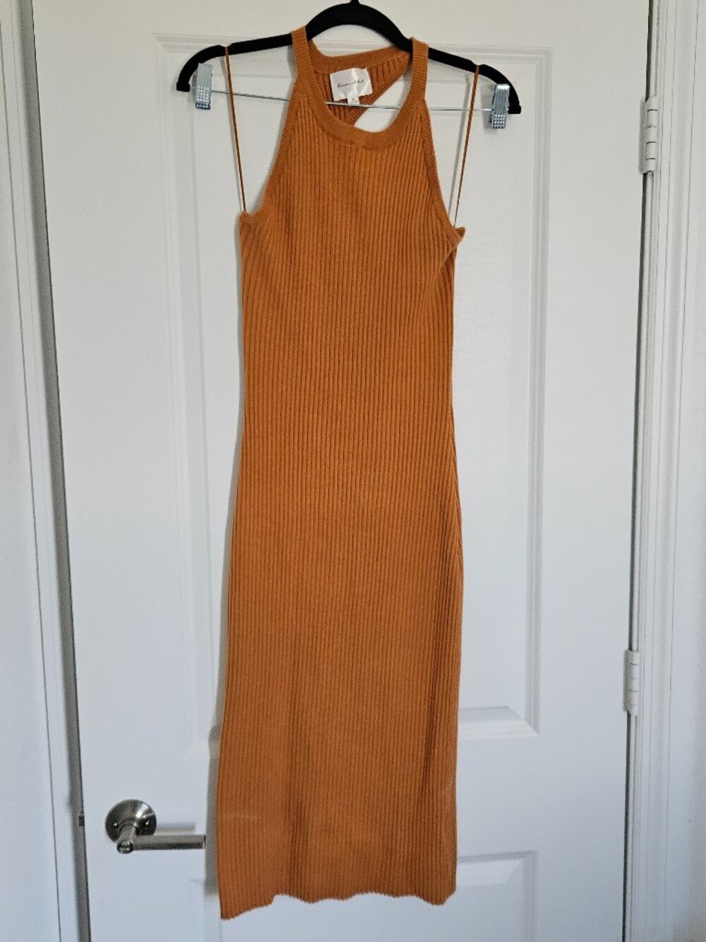 Line & Dot Camel Ribbed Knit Midi Dress Size M — Halter Neck / Open Back